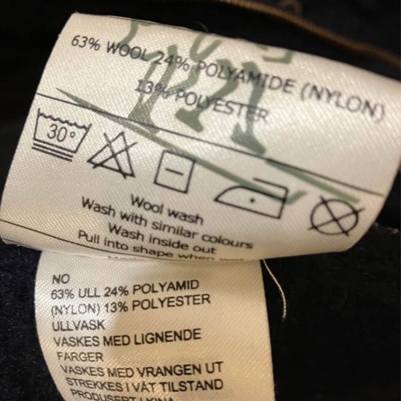 Women’s medium wool jacket Bergan’s of Norway wool coat - dark blue - Picture 11 of 16